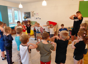 Zajęcia sportowe w grupie II